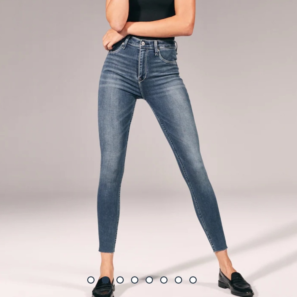 NWT Abercrombie High-Rise Jean Legging